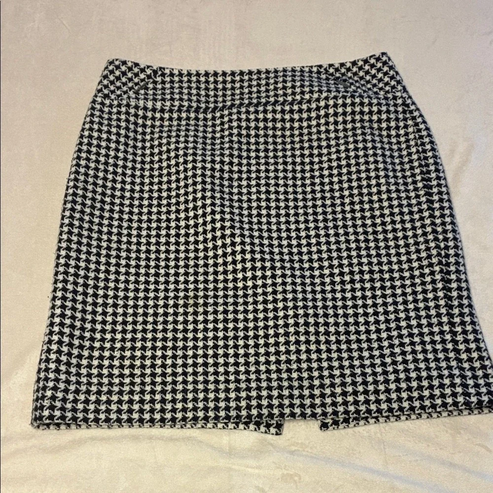LOFT Black&White  City Classic  Preppy Twee Houndstooth Mini‎ Pencil Skirt